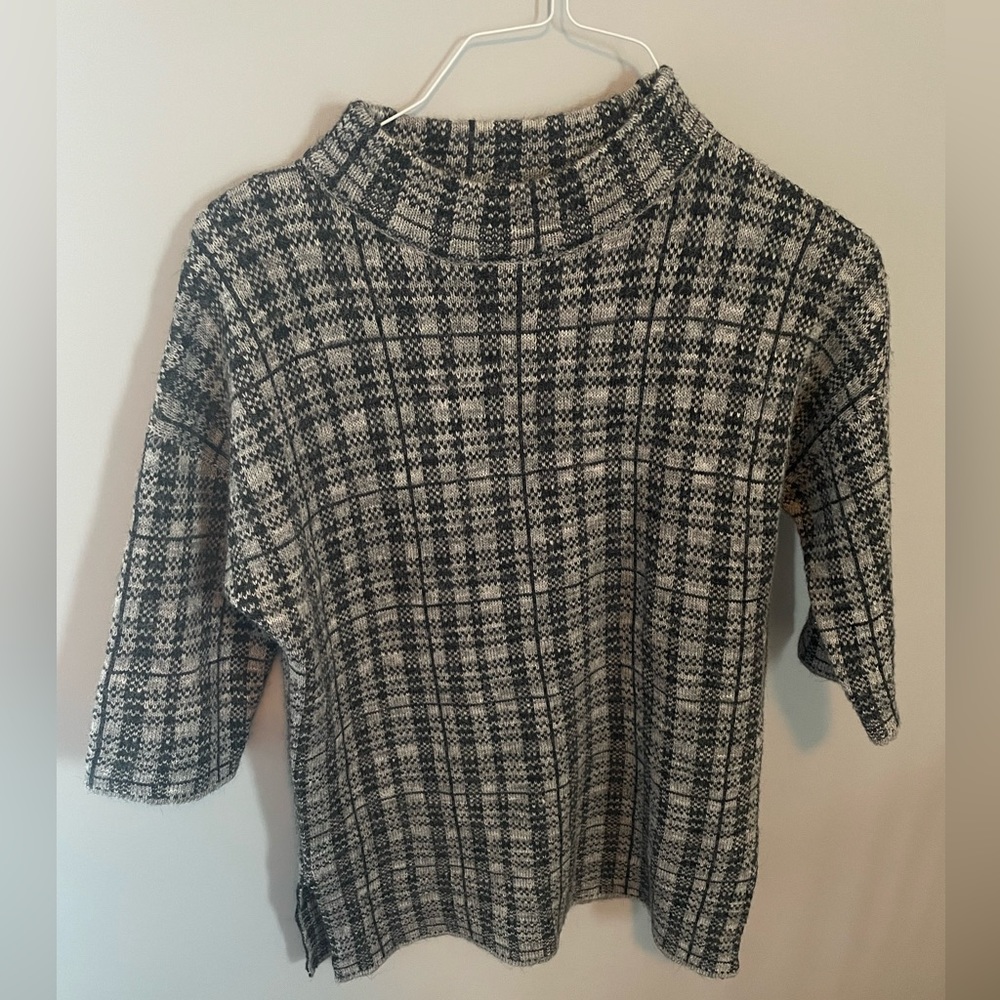 Twik 3/4 sleeve sweater (Simons exclusive)